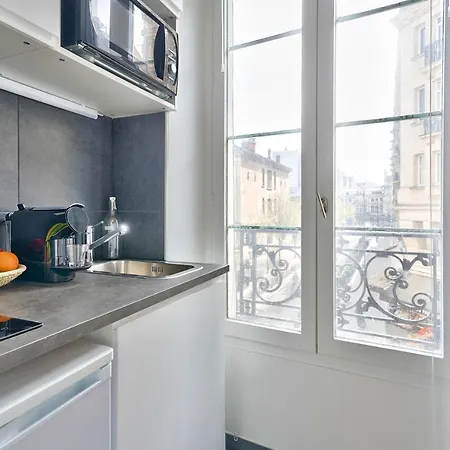 Pretty Mezzanine In The Heart Of Apartman *