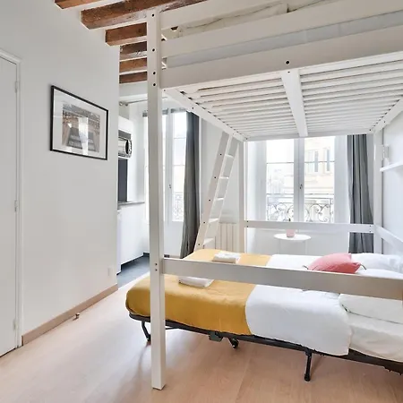 Διαμέρισμα Pretty Mezzanine In The Heart Of *